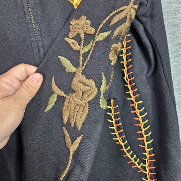 Sugar Lips Women’s Black Embroidered Floral Full Zip Sweatshirt Size S - Picture 4 of 10